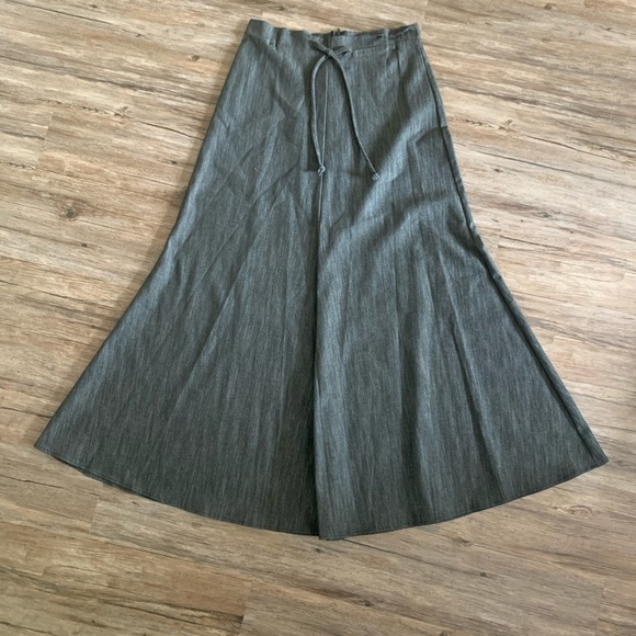 Faldas nuevas - Picture 3 of 3